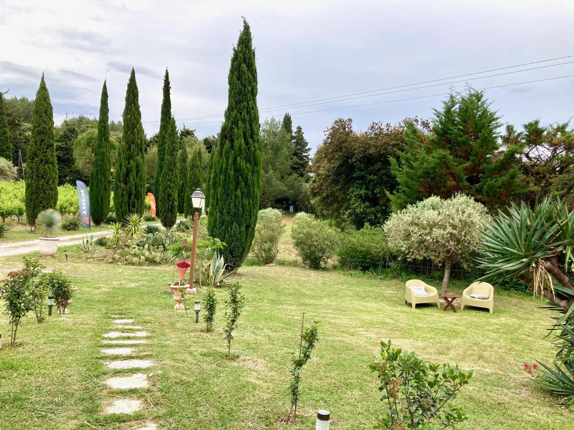 Domaine Des Lavarines Morieres-les-Avignon Exterior photo